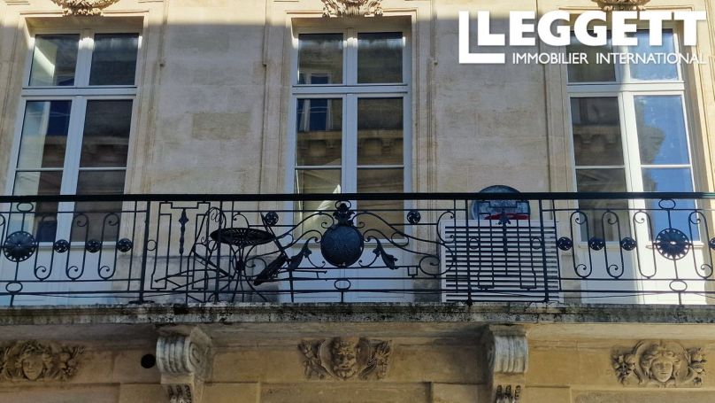 A louer APPARTEMENT T4 116 M2  BORDEAUX