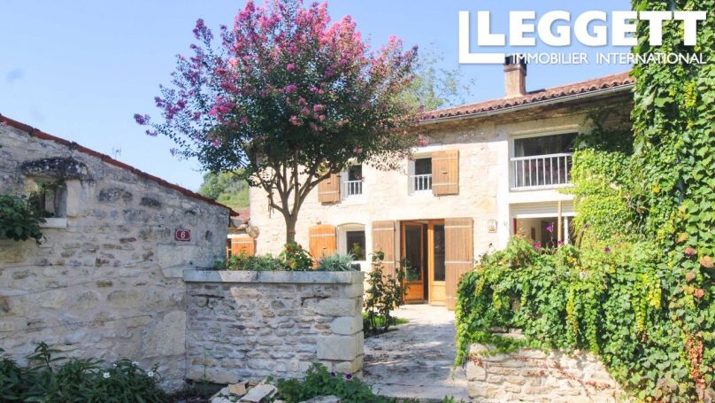 A louer GîTE  FENIOUX