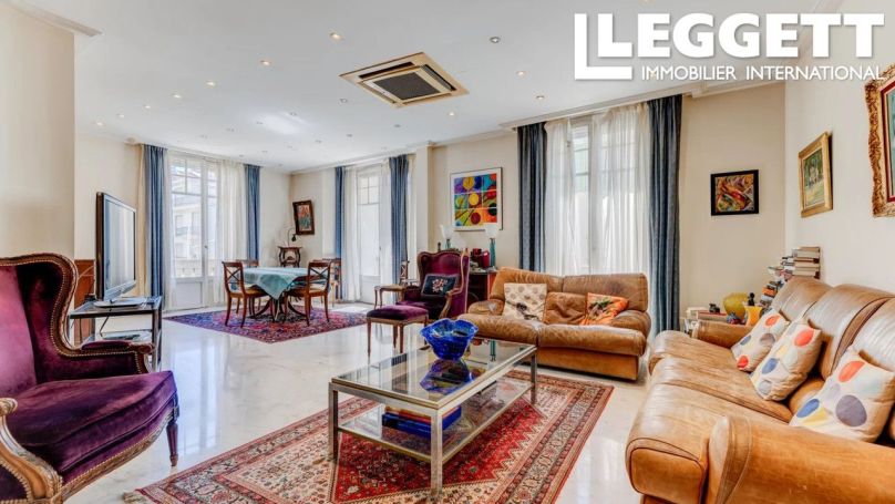 A louer APPARTEMENT DE PRESTIGE T4 133 M2 BORD DE MER NICE