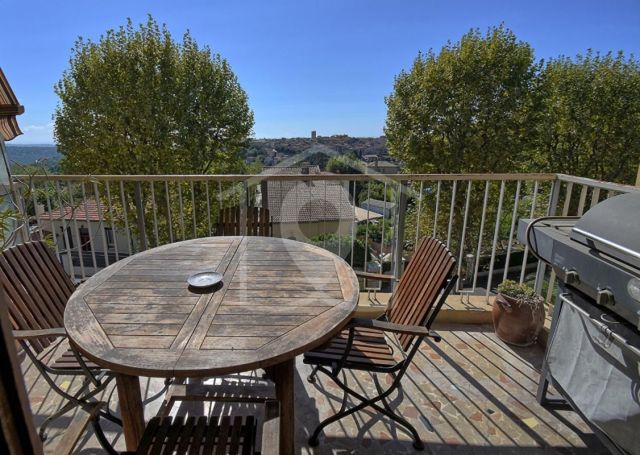 A louer APPARTEMENT T4 97 M2 TERRASSE  VENCE