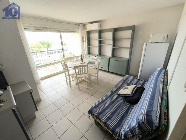 A louer APPARTEMENT T2 25 M2 TERRASSE PIEDS DANS L'EAU VALRAS PLAGE