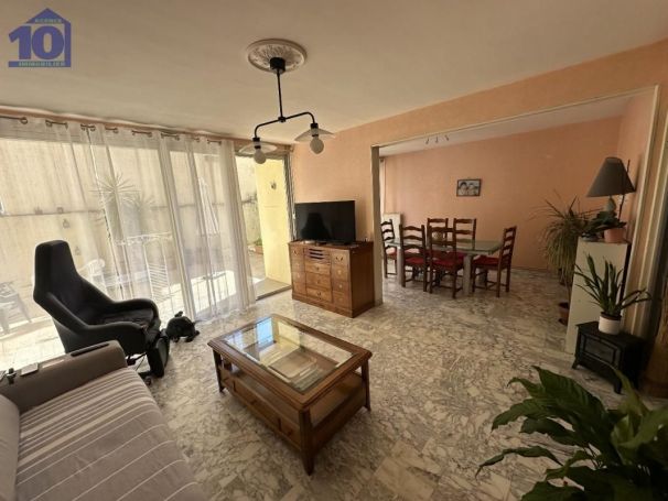 A louer APPARTEMENT T4 76 M2 TERRASSE  BEZIERS