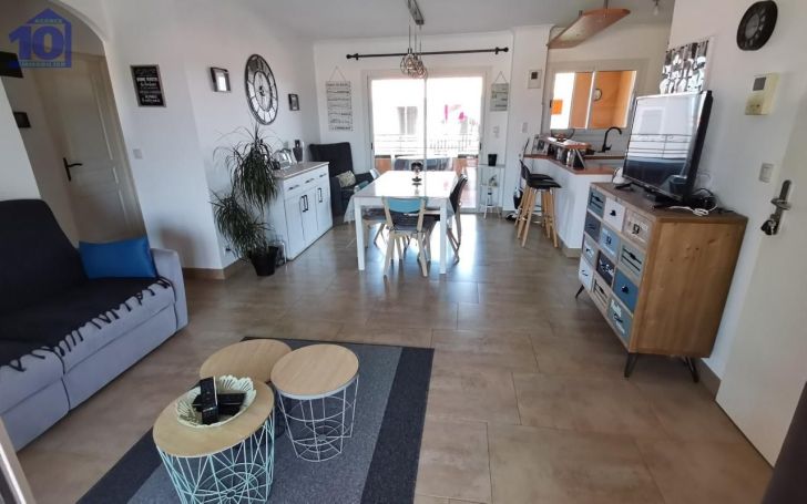 A louer APPARTEMENT T3 70 M2 TERRASSE BORD DE MER VALRAS PLAGE