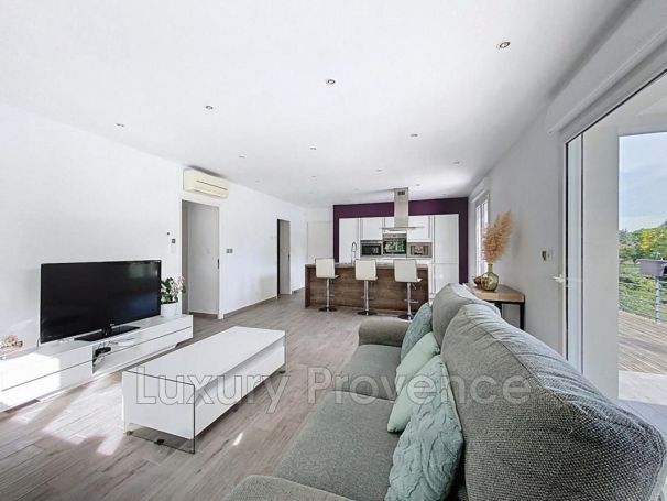 A louer APPARTEMENT T3 76 M2 TERRASSE  GARDANNE