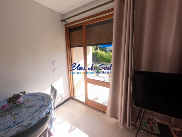 A louer STUDIO  32 M2  VERNET LES BAINS