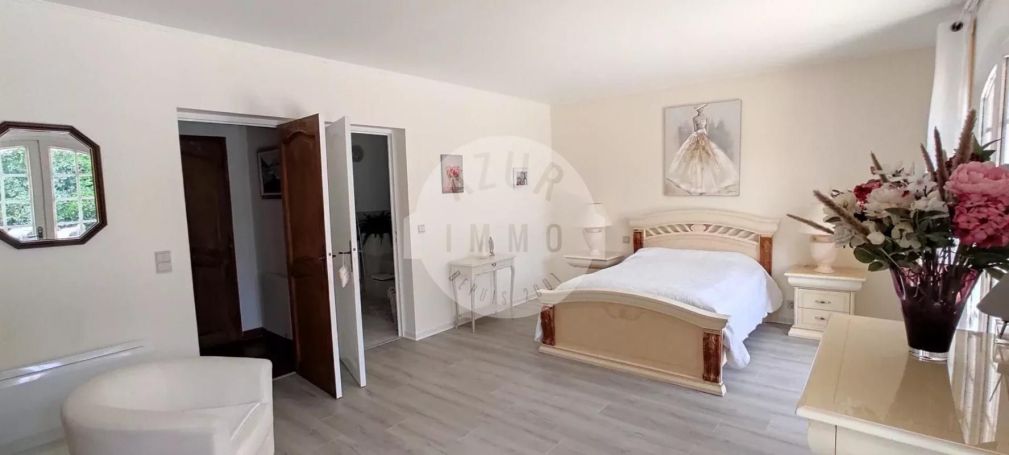 A louer MAISON  D'ARCHITECTE  AURIOL