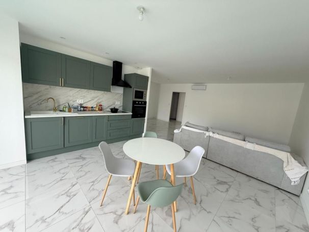 A vendre MAISON  4 PIECES 90 M2  OLONZAC