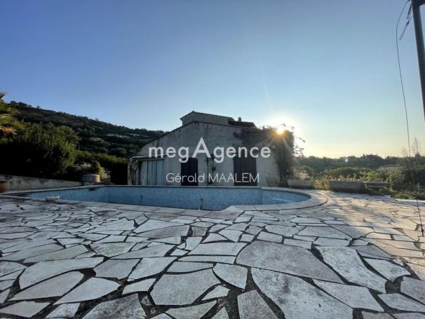 A louer MAISON  CONTEMPORAINE VUE MER GRIMAUD