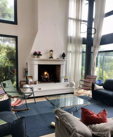 A louer MAISON  CONTEMPORAINE BORD DE MER BATZ SUR MER