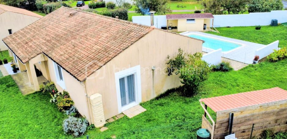 A louer MAISON  CONTEMPORAINE BORD DE MER SOUBISE