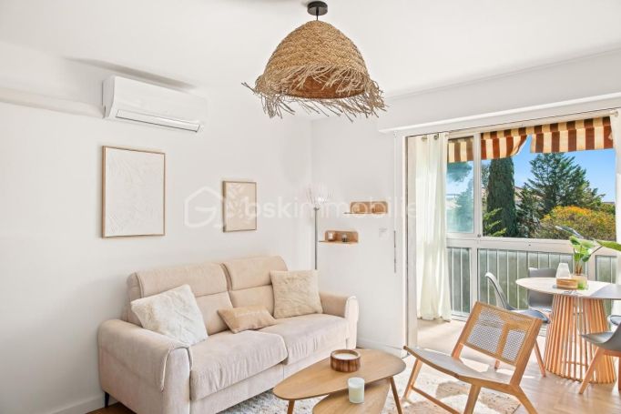 A louer APPARTEMENT NEUF T2 28 M2 BORD DE MER CARQUEIRANNE