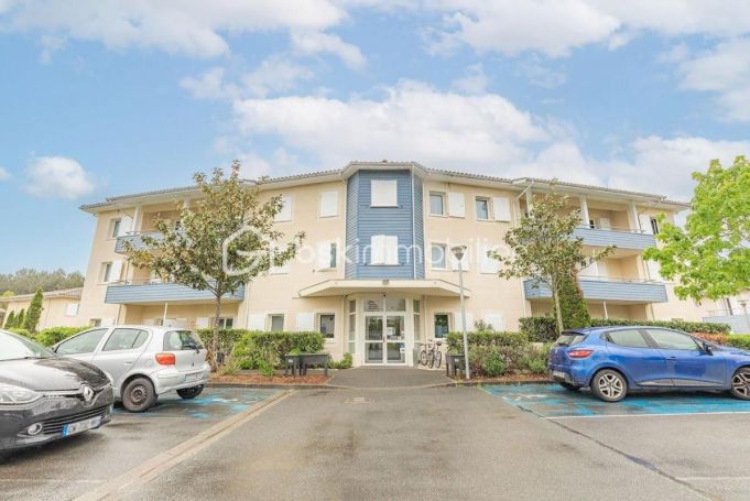 A louer APPARTEMENT T3 54 M2  SAINT JEAN D ILLAC