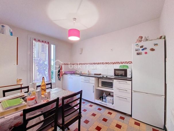 A louer APPARTEMENT T2 42 M2 BORD DE MER TOULON