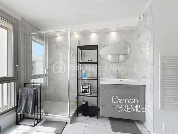 A louer APPARTEMENT T2 45 M2 TERRASSE BORD DE MER LA GRANDE MOTTE