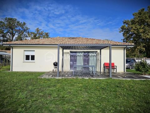 A louer MAISON CONTEMPORAINE BORD DE MER PARENTIS EN BORN