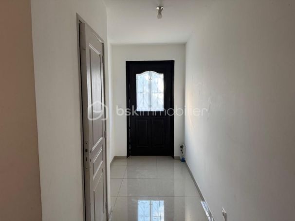 A louer MAISON  DE MAîTRE  LES ARTIGUES DE LUSSAC