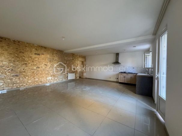 A louer MAISON  DE MAîTRE  LES ARTIGUES DE LUSSAC