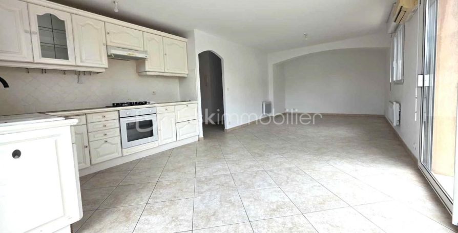 A louer APPARTEMENT T3 66 M2  VIDAUBAN