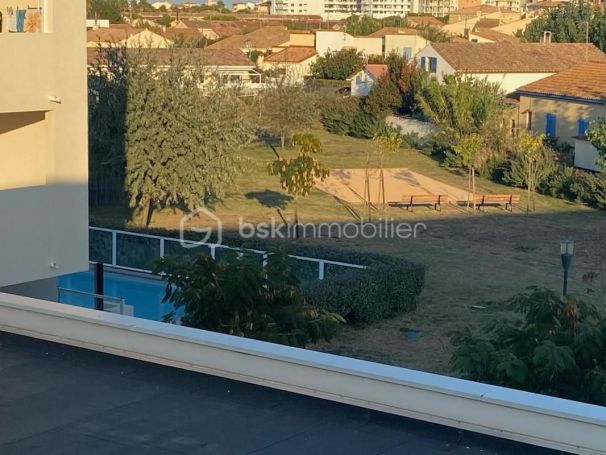 A louer APPARTEMENT T2 35 M2 TERRASSE BORD DE MER SERIGNAN