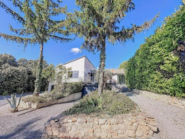 A louer MAISON  6 PIECES 136 M2  LA BOISSIERE