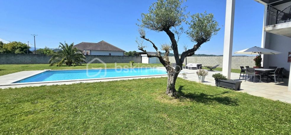 A louer MAISON  D'ARCHITECTE  BORDES