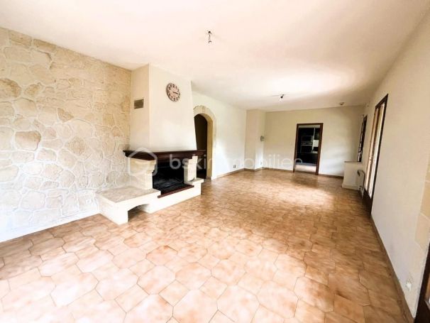 A louer MAISON  6 PIECES 140 M2  FLORENSAC