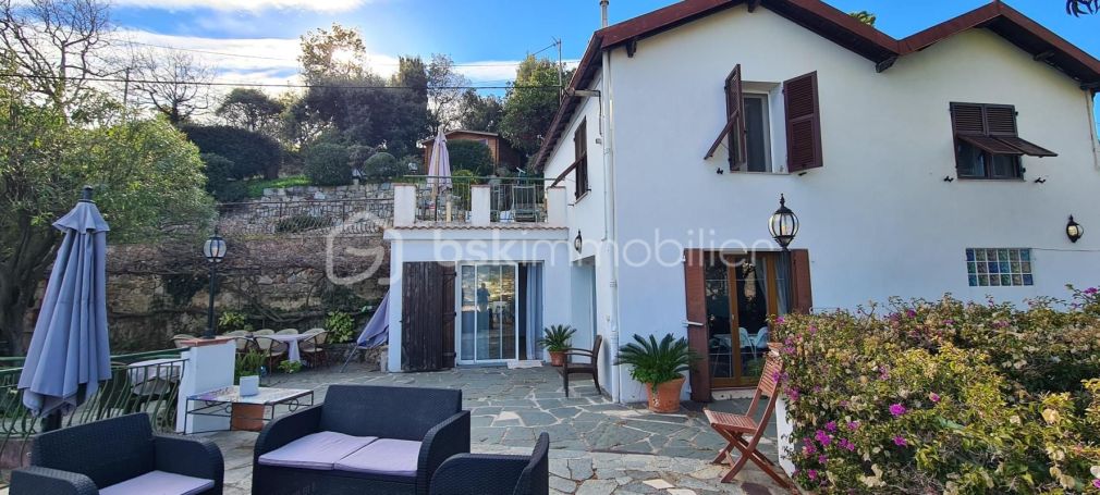 A louer MAISON  CONTEMPORAINE VUE MER MENTON