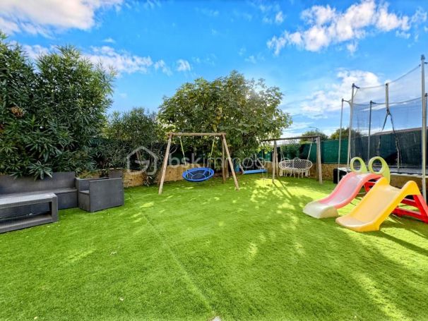 A louer MAISON  CONTEMPORAINE  SAINT GILLES