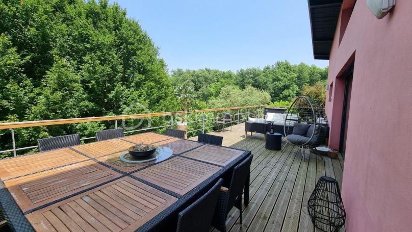 A louer MAISON  D'ARCHITECTE  BUSSAC SUR CHARENTE