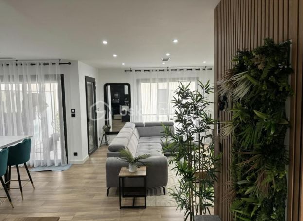 A vendre APPARTEMENT  72 M2  IDRON