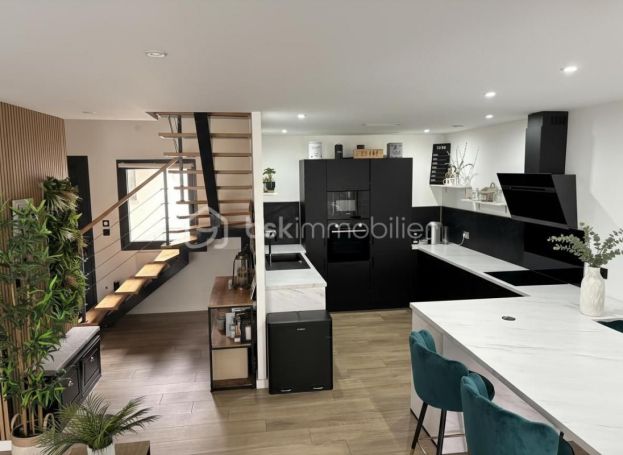 A vendre APPARTEMENT  72 M2  IDRON