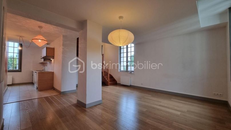 A louer APPARTEMENT DUPLEX T2 54 M2  SAINTES