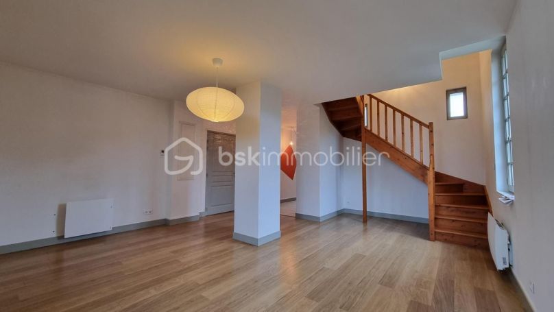 A louer APPARTEMENT DUPLEX T2 54 M2  SAINTES