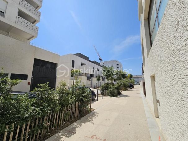 A louer APPARTEMENT NEUF T2 44 M2 TERRASSE  MONTPELLIER