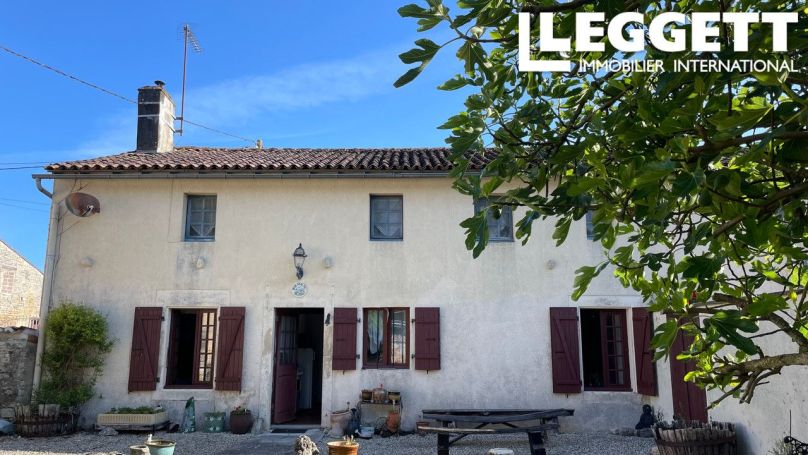 A louer LONGèRE  7 PIECES 103 M2  ROMAZIERES