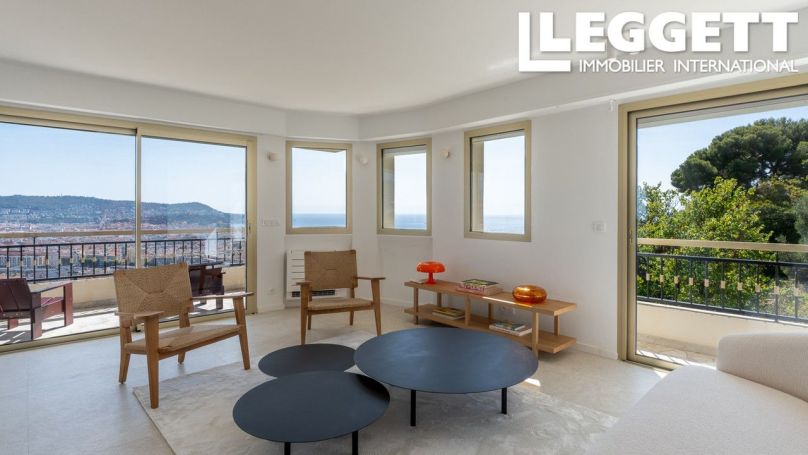 A louer APPARTEMENT DE PRESTIGE T4 102 M2 TERRASSE BORD DE MER NICE