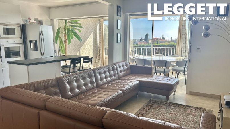 A louer APPARTEMENT T4 97 M2 BORD DE MER ANTIBES