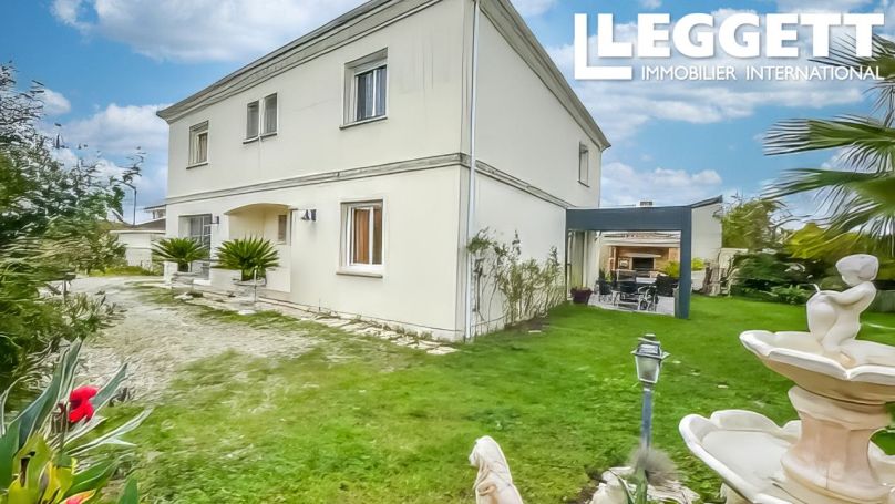 A louer MAISON  6 PIECES 200 M2  LE BOUSCAT