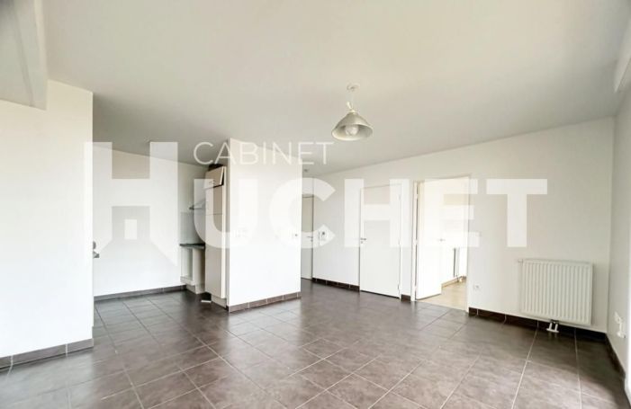 A louer APPARTEMENT T2 44 M2  CAEN