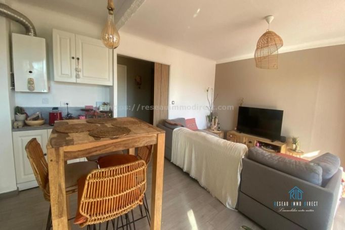 A louer APPARTEMENT T4 70 M2 TERRASSE BORD DE MER SAINT RAPHAEL