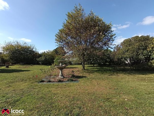 A louer MAISON  DE MAîTRE  SAINT ETIENNE DE BRILLOUET