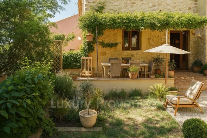 A louer MAISON  DE MAîTRE  LA BOUILLADISSE