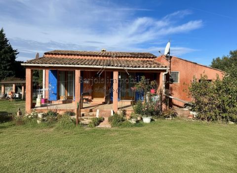 A louer MAISON  4 PIECES 85 M2  TAVERNES