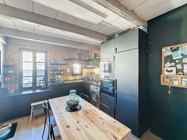 A louer APPARTEMENT T2 49 M2  UZES