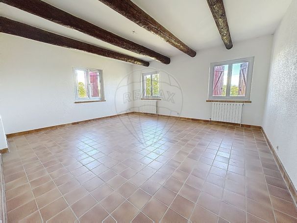 A louer MAISON  7 PIECES 176 M2  SAUZET