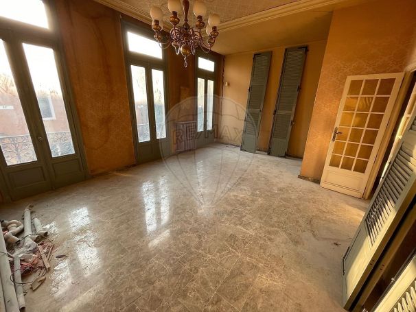 A louer APPARTEMENT T4 95 M2  NIMES