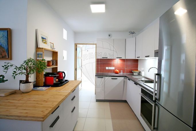 A louer APPARTEMENT T4 95 M2 TERRASSE BORD DE MER ROYAN