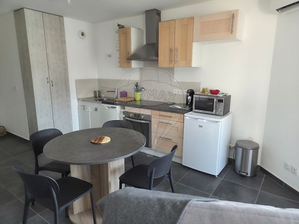 A louer APPARTEMENT T2 43 M2 TERRASSE BORD DE MER LE CANNET