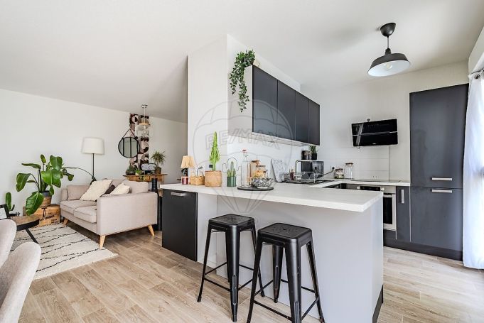 A louer APPARTEMENT T3 80 M2 TERRASSE  MERIGNAC