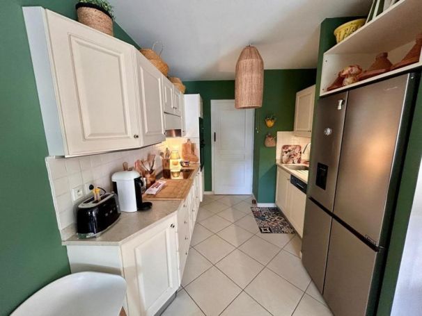 A louer APPARTEMENT NEUF T3 90 M2 TERRASSE BORD DE MER SAINTE MAXIME